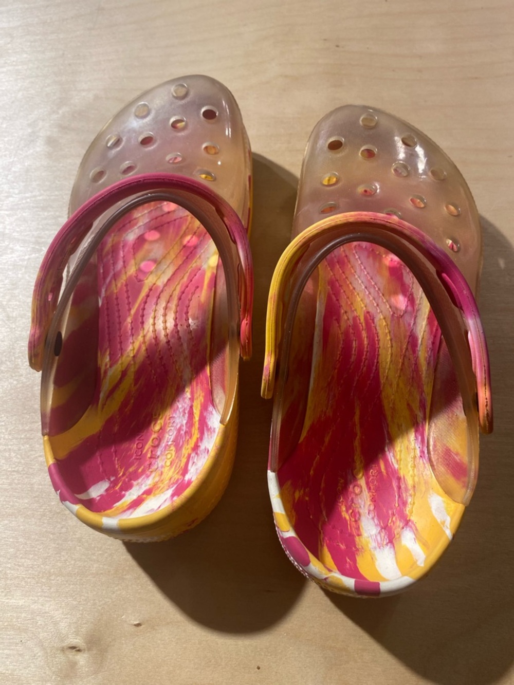 CROCS Kids' Multi-Color Slip-On Clogs - Pink & Yellow F-5 M-7 (Box 1) - Picture 6 of 9